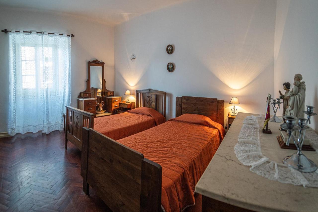 Casa Com Quinta Tradicional Villa Pico da Pedra Bagian luar foto